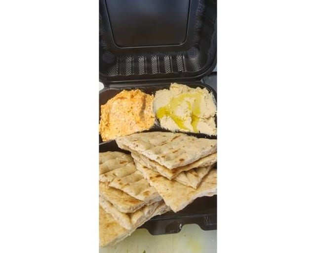 Pita & Dip Plate (For 10 People).